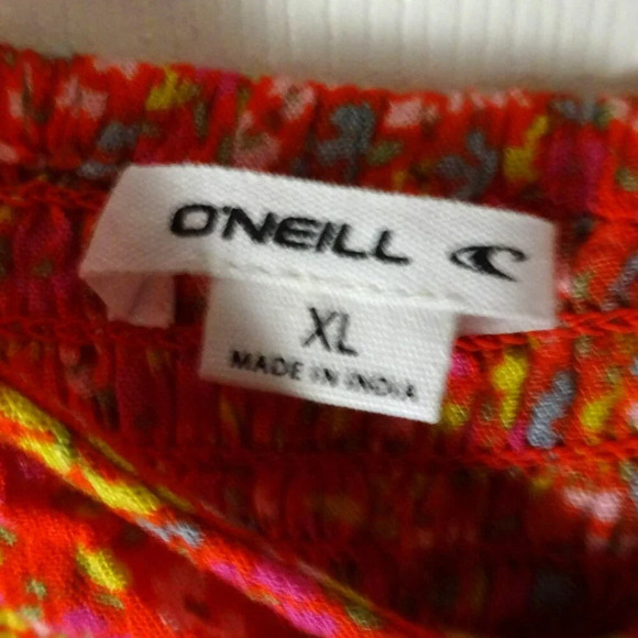 NWT O'Neill Kiko Ditsy Floral Ruched Crop Red Viscose Tank XL $45 MSRP - Picture 6 of 11